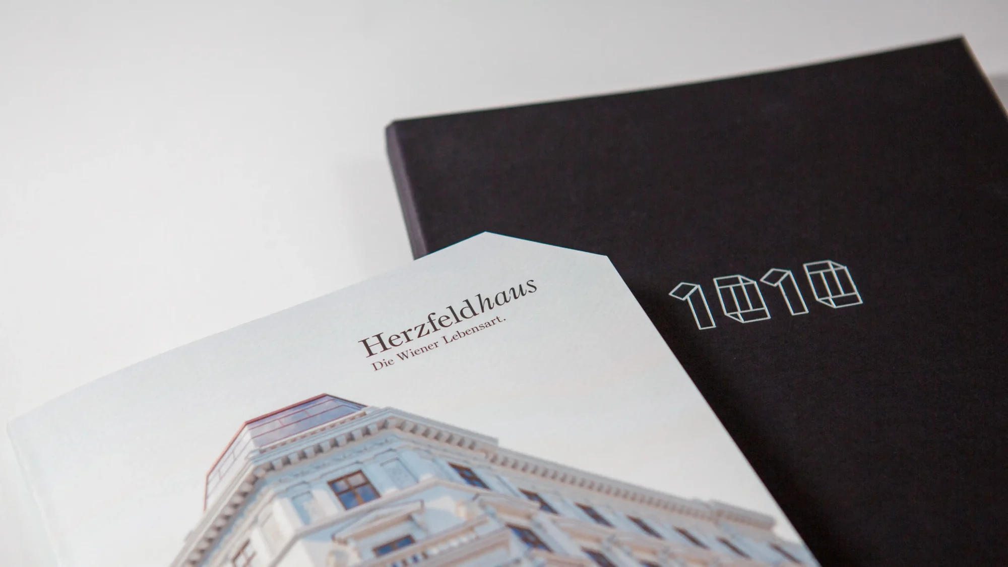 architectural-branding-for-herzfeldhaus-vienna-1010-by-thies-design-1-logo-develpoment-brochure-folder