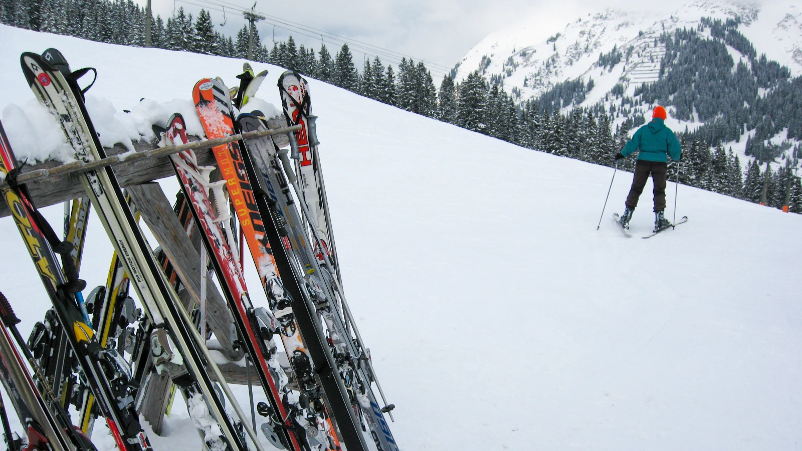 kneissl-ski-design-by-ingmar-thies-design-ski-collection-lech-in-tirol